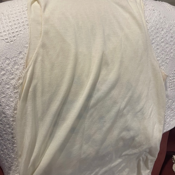 Women’s top - Picture 2 of 2